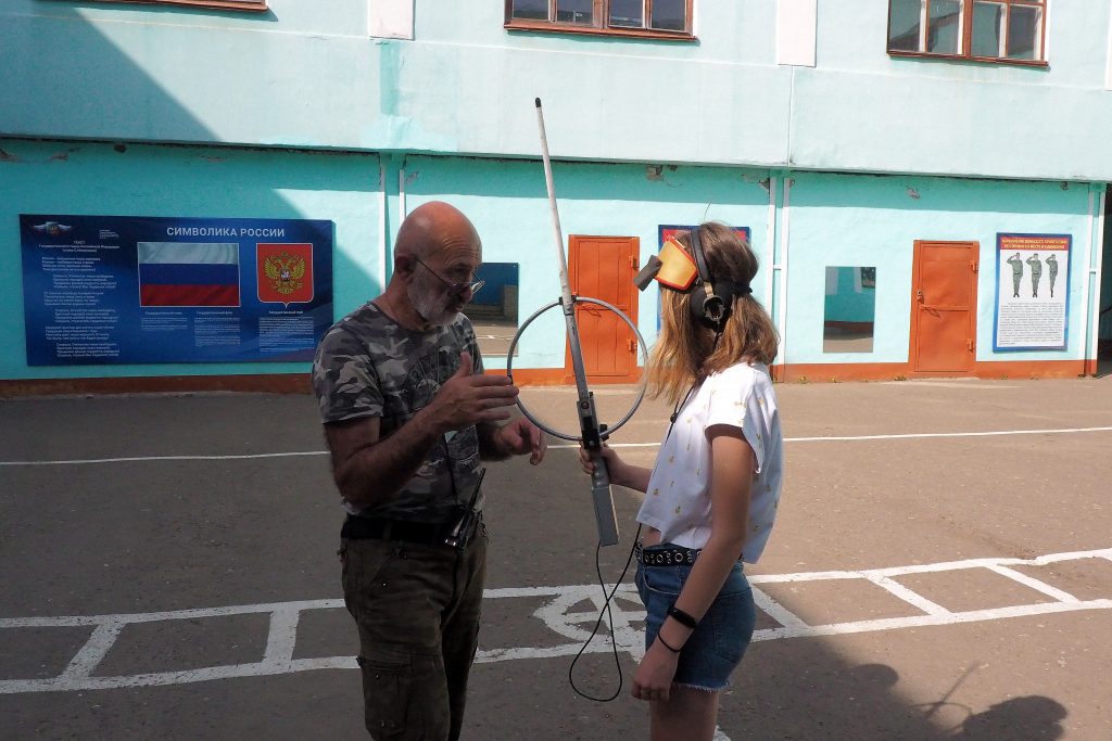 Иллюстрация к материалу «Военный радист 2021»